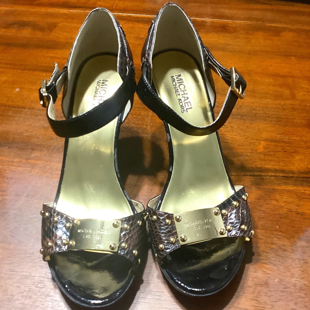 Micheal Kors Silettos